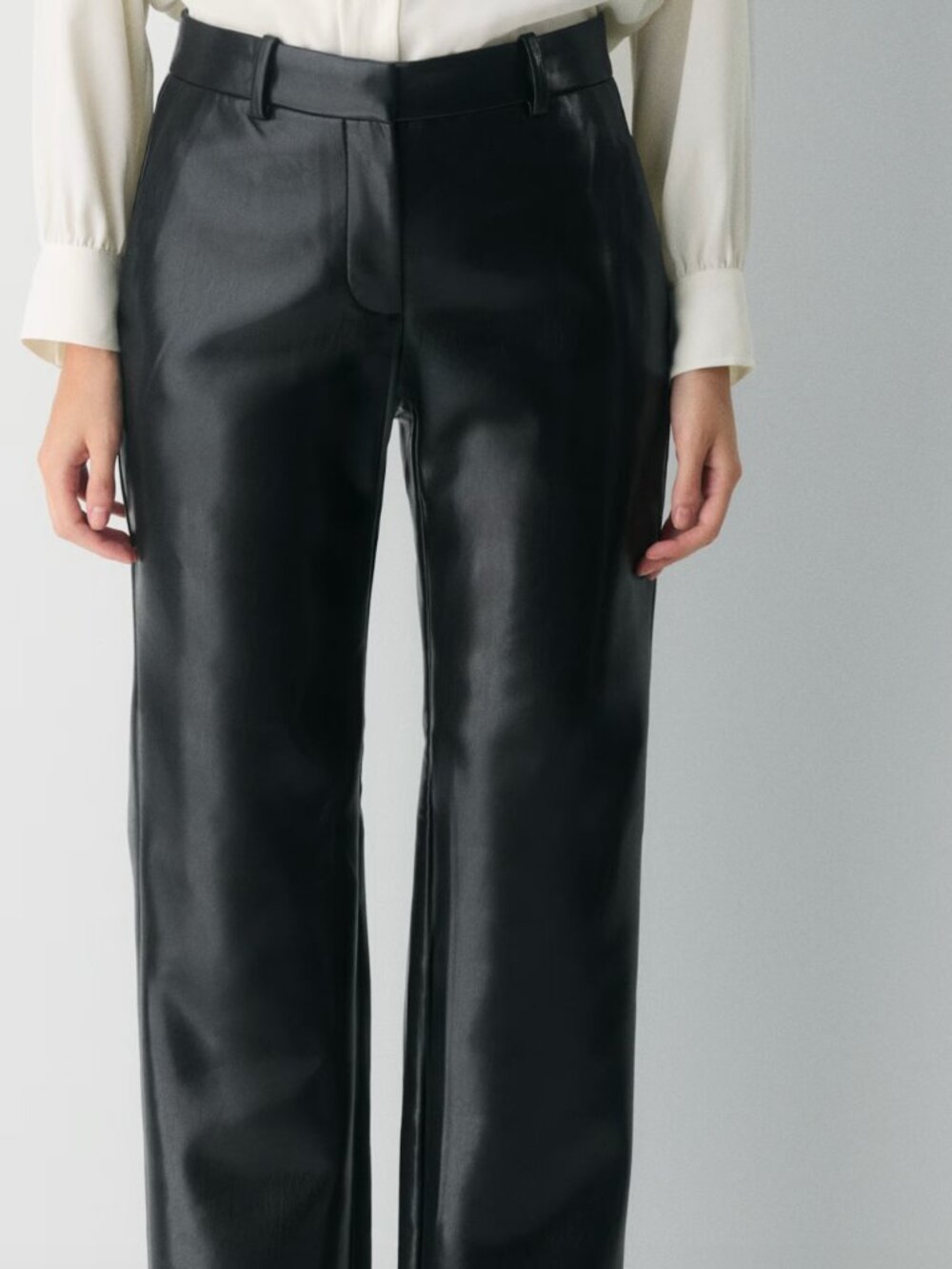 Aritzia Vegan Leather Pants